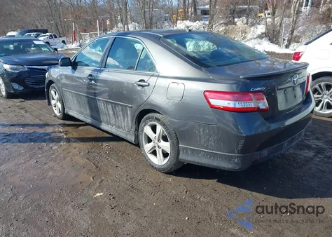 2011 Toyota Camry Se z USA, uszkodzony, nr VIN 4T1BF3EK7BU186713